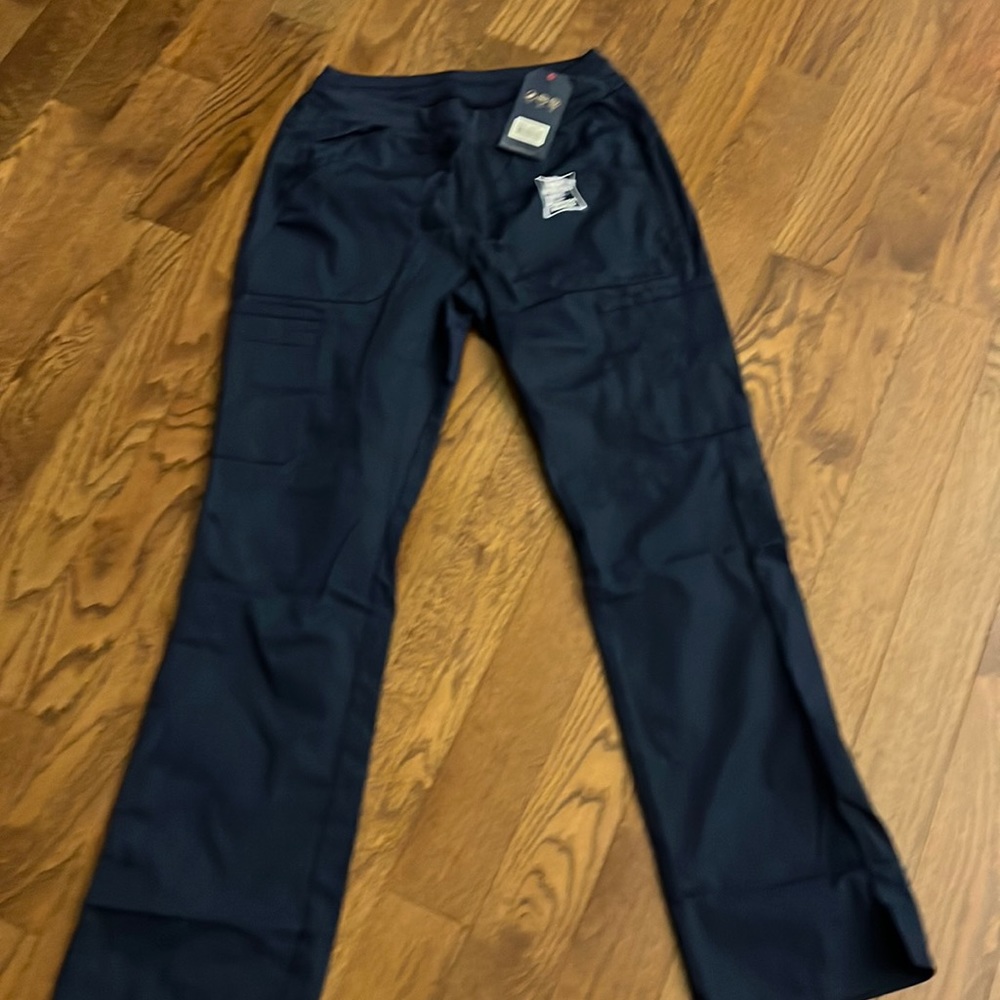 Cherokee contemporary modern fit with stretch panels